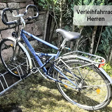 Semesterbostad Talblick 1 - Ihr Zuhause : Mitten Im Idyllischen Tal Bad Bibra